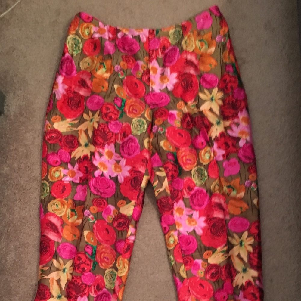 Pure silk cigarette pants and wrap top